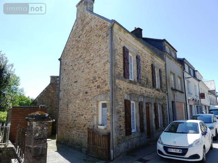 Immeuble a vendre Bubry 56310 Morbihan 400 m2  241600 euros