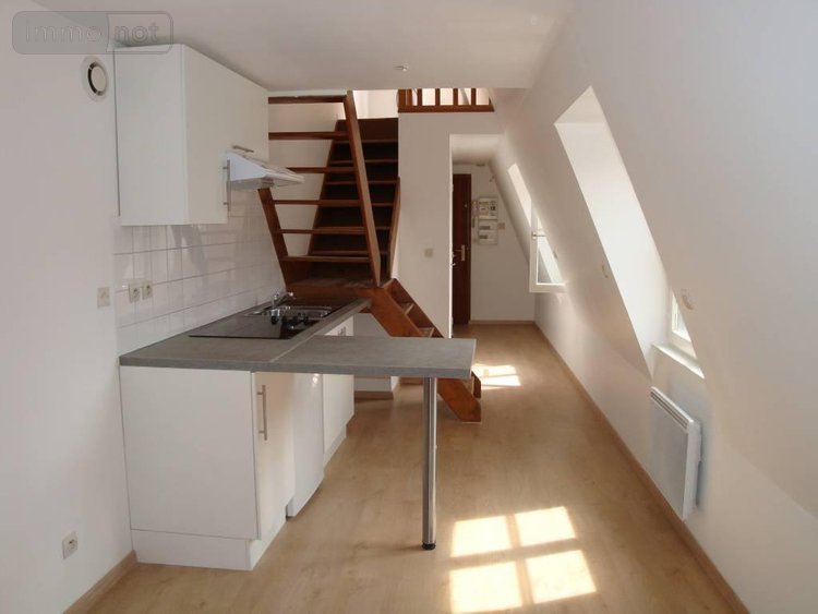 Location appartement Lille 59000 Nord 19 m2 1 pièce 591 euros