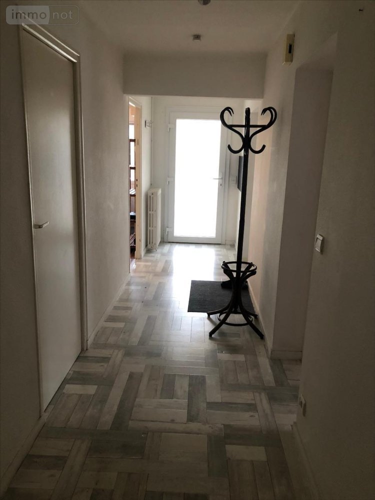 Location appartement Dole 39100 Jura 84 m2 3 pièces 830 euros