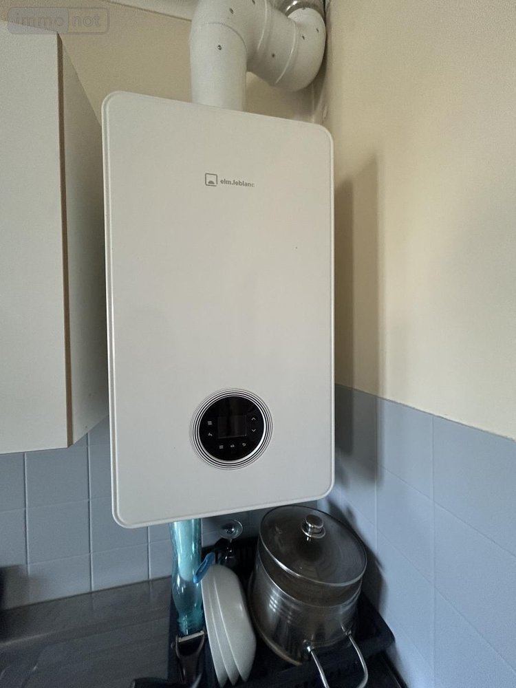 Immeuble a vendre Yffiniac 22120 Côtes-d'Armor 331 m2  689000 euros