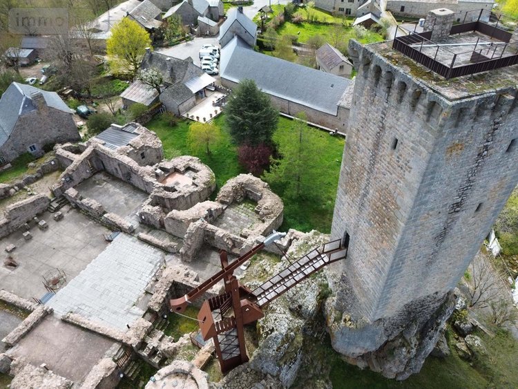 Maison a vendre Prunières 48200 Lozère 120 m2 9 pièces 245000 euros