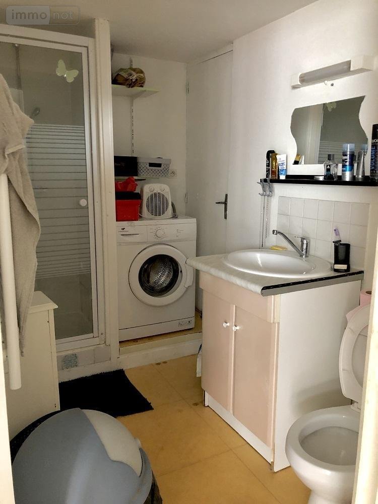 Immeuble a vendre Crosmières 72200 Sarthe 114 m2  105000 euros