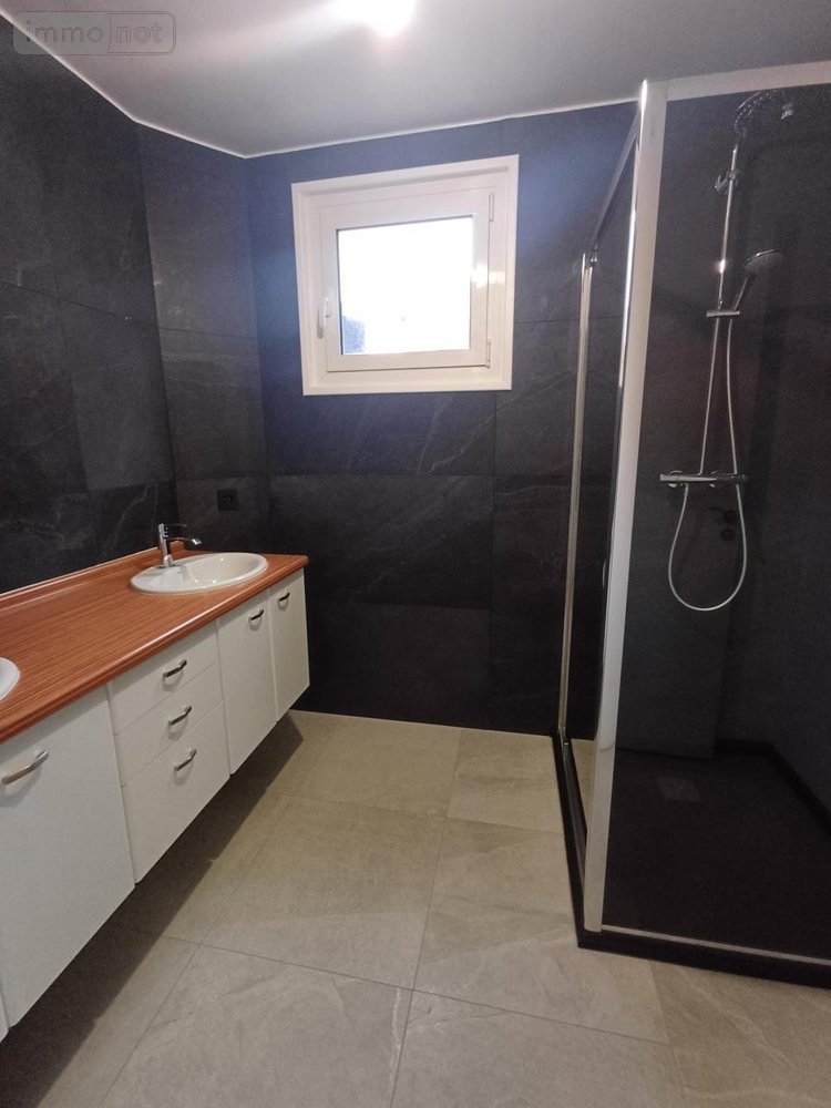 Appartement a vendre Loudéac 22600 Côtes-d'Armor 99 m2 4 pièces 151670 euros