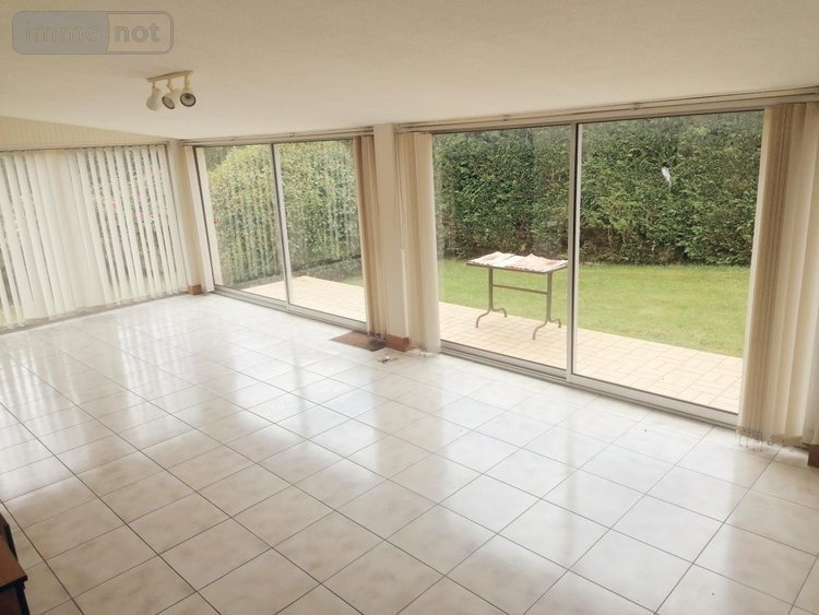 Maison a vendre Saint-Vougay 29440 Finistère 200 m2 8 pièces 299054 euros