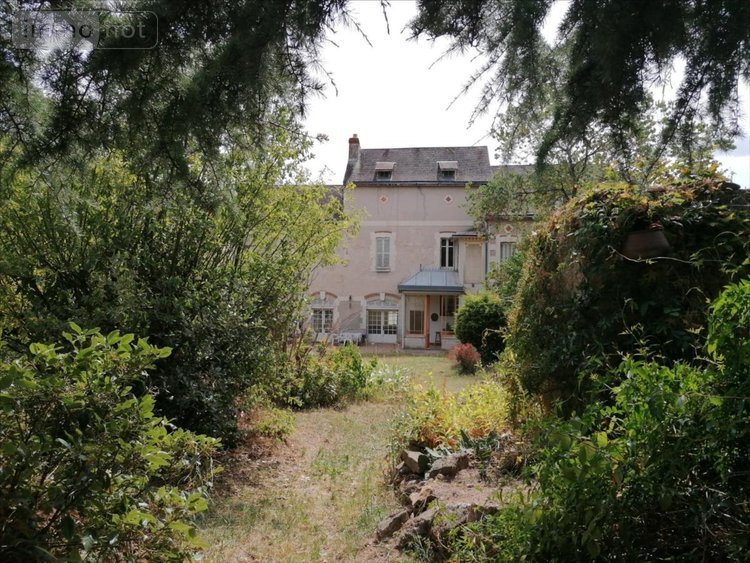 Maison a vendre Descartes 37160 Indre-et-Loire 196 m2 8 pièces 199920 euros