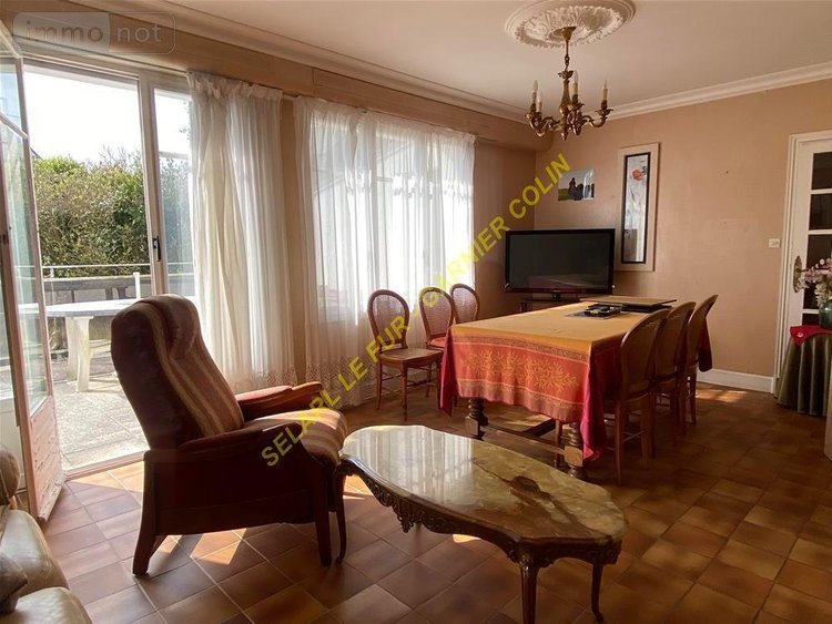 Immeuble a vendre Audierne 29770 Finistère 215 m2  258875 euros