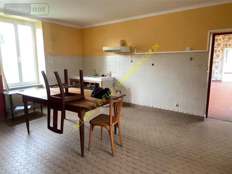 Immeuble a vendre Audierne 29770 Finistère 215 m2  258875 euros