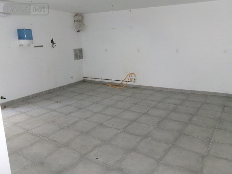 Location fonds et murs commerciaux Haillicourt 62940 Pas-de-Calais 151 m2  1000 euros