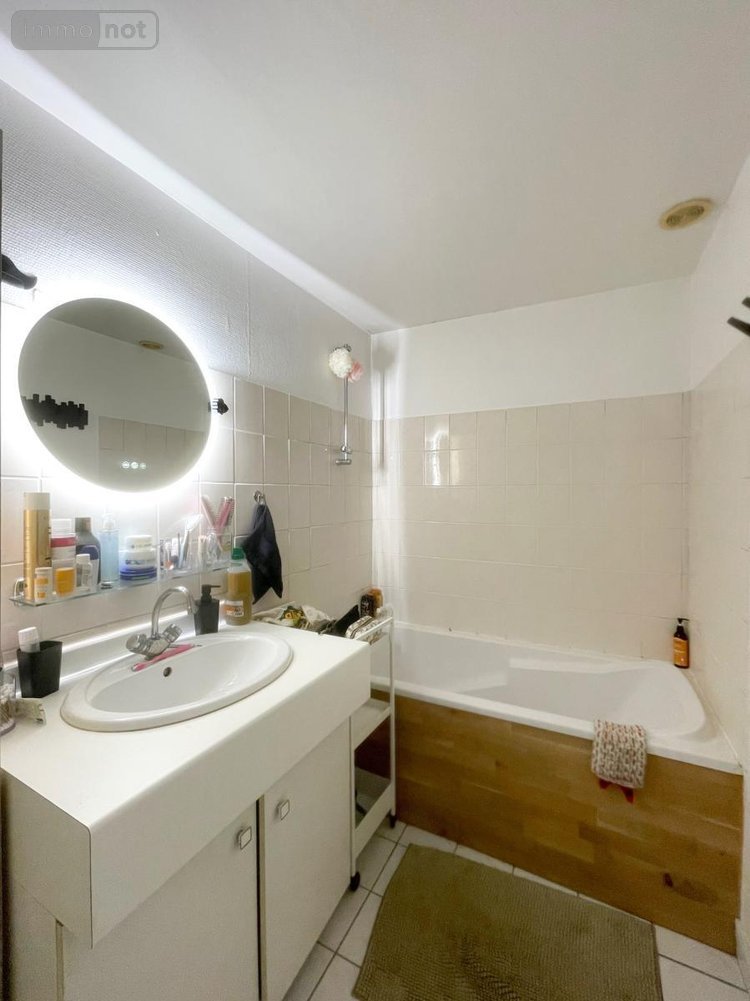 Location appartement Reims 51100 Marne 52 m2 3 pièces 730 euros