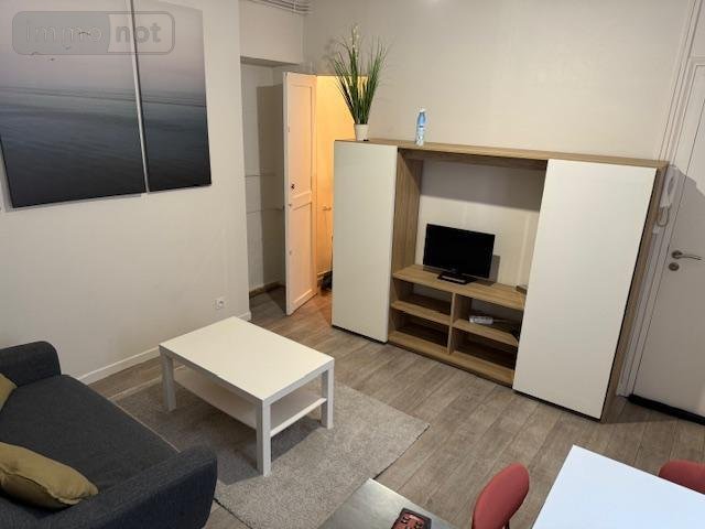 Immeuble a vendre Angers 49000 Maine-et-Loire 76 m2  377280 euros