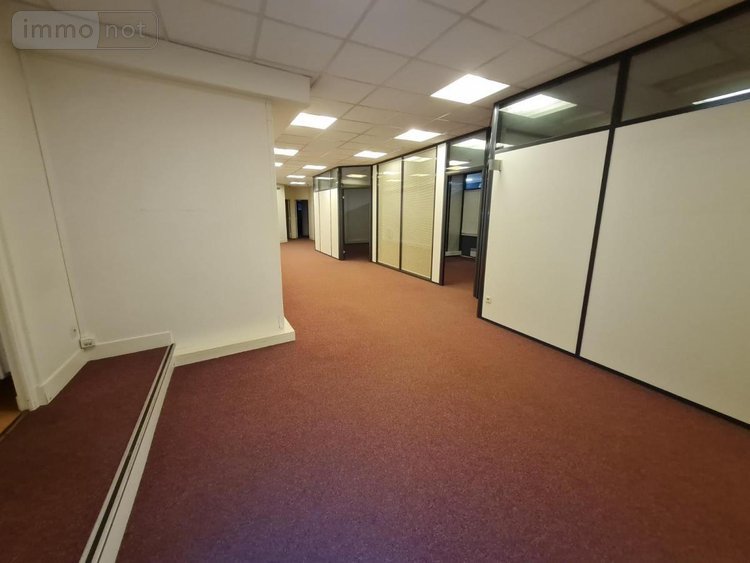 Fonds et murs commerciaux a vendre Vendôme 41100 Loir-et-Cher 602 m2  250000 euros