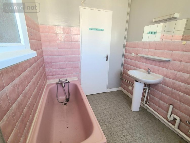 Appartement a vendre Pierrelatte 26700 Drôme 82 m2 5 pièces 91500 euros