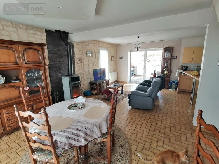 Viager maison Lanvollon 22290 Côtes-d'Armor 130 m2  50000 euros
