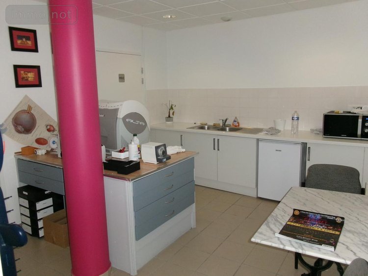 Location fonds et murs commerciaux Béthune 62400 Pas-de-Calais 196 m2  3700 euros