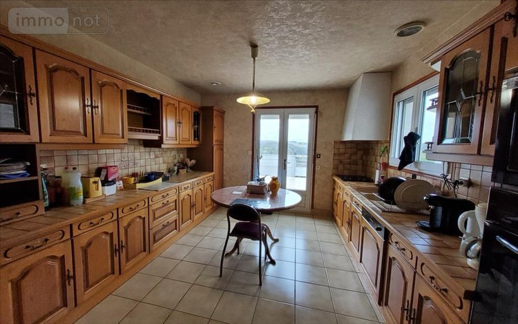 Maison a vendre Carhaix-Plouguer 29270 Finistère 108 m2 5 pièces 147000 euros