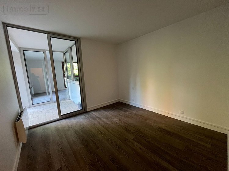 Location appartement Montfort-sur-Meu 35160 Ille-et-Vilaine 91 m2 3 pièces 700 euros