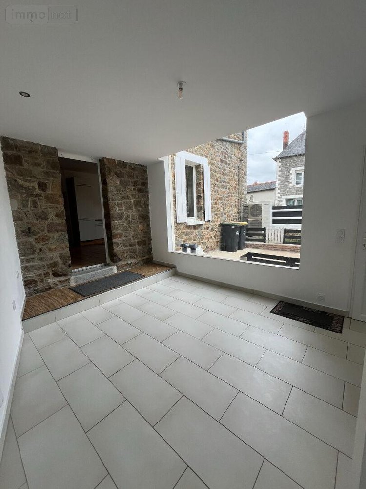 Location maison Irodouër 35850 Ille-et-Vilaine 117 m2 6 pièces 830 euros