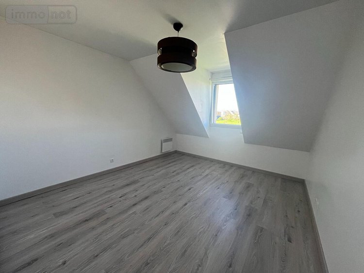 Location maison Montfort-sur-Meu 35160 Ille-et-Vilaine 91 m2 6 pièces 915 euros