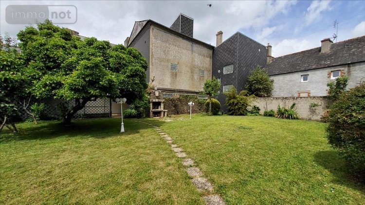 Maison a vendre Carhaix-Plouguer 29270 Finistère 280 m2 7 pièces 268065 euros