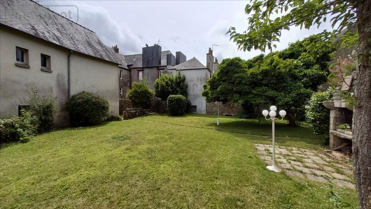Maison a vendre Carhaix-Plouguer 29270 Finistère 280 m2 7 pièces 268065 euros