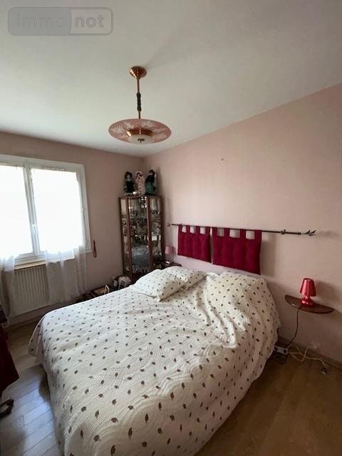Appartement a vendre Clermont-Ferrand 63000 Puy-de-Dôme 80 m2 5 pièces 89680 euros