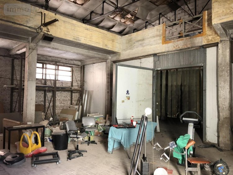 Fonds et murs commerciaux a vendre Cambrai 59400 Nord 750 m2  314400 euros