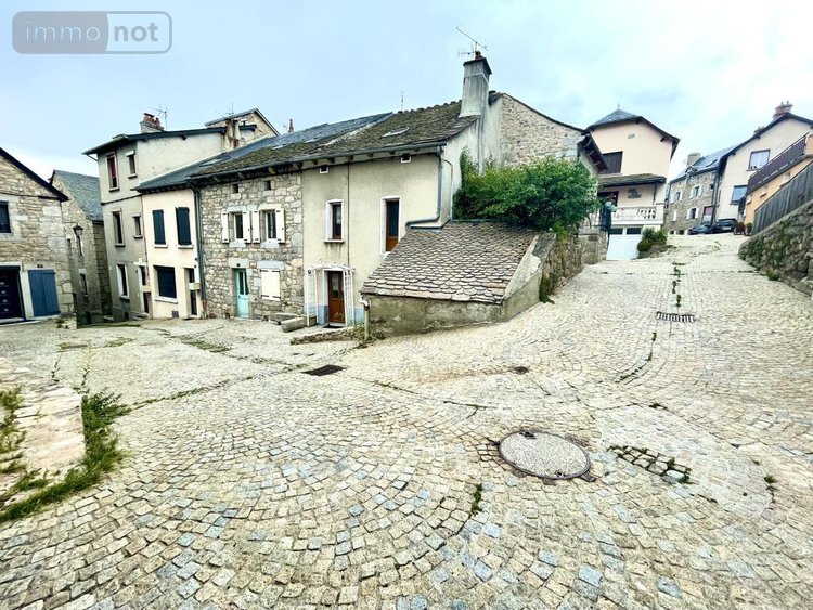 Location maison Saint-Chély-d'Apcher 48200 Lozère 75 m2 5 pièces 650 euros