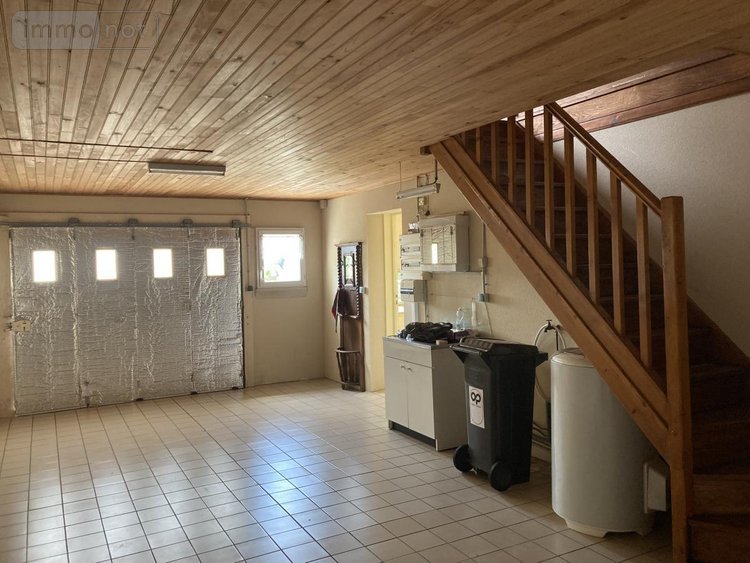 Location maison Ploubezre 22300 Côtes-d'Armor 96 m2 4 pièces 950 euros