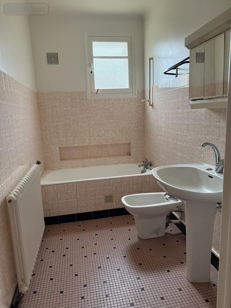 Maison a vendre Loudéac 22600 Côtes-d'Armor 130 m2  141000 euros