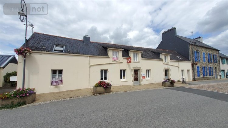 Maison a vendre Kergloff 29270 Finistère 260 m2 8 pièces 141750 euros