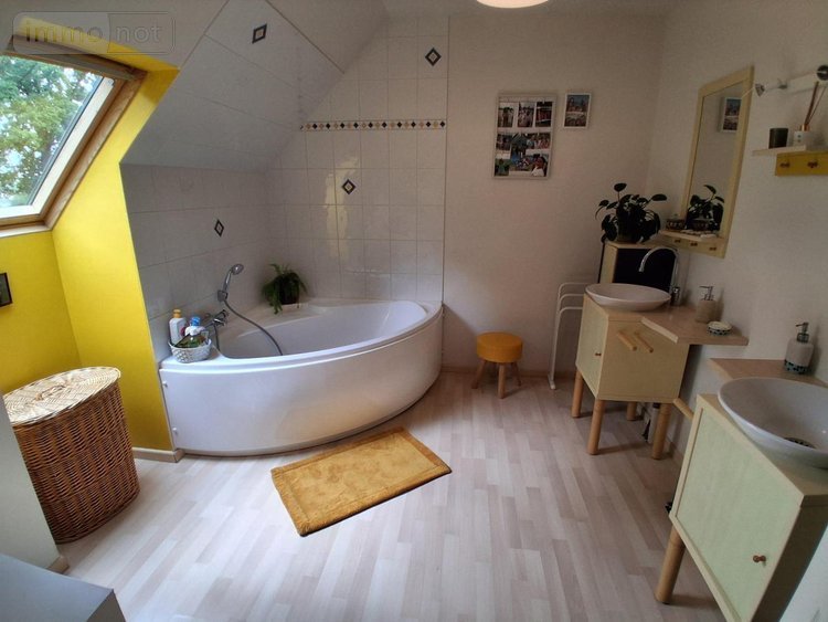 Maison a vendre Vire-Normandie 14500 Calvados 134 m2  367500 euros