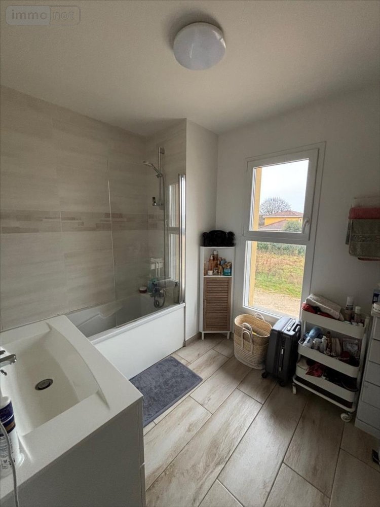 Location maison Attignat 01340 Ain 90 m2 4 pièces 965 euros