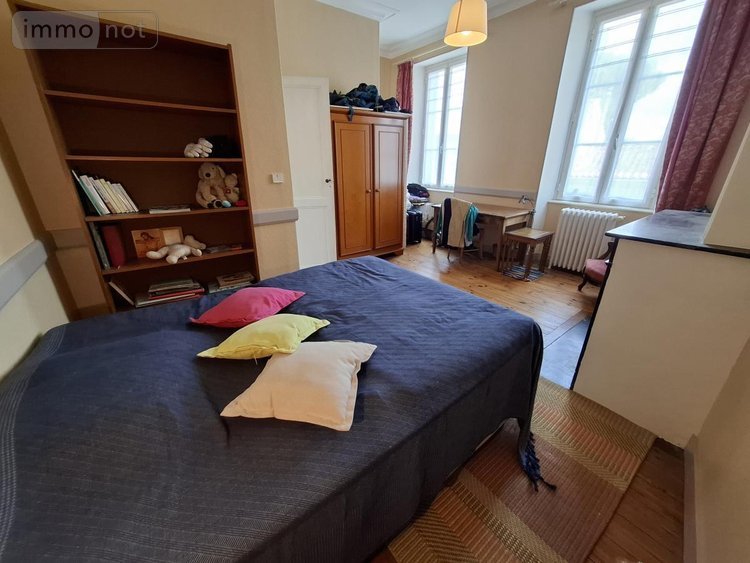 Maison a vendre Saintes 17100 Charente-Maritime 156 m2 6 pièces 495000 euros