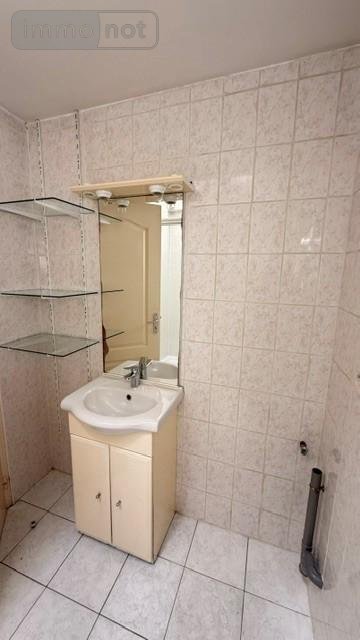 Location maison Château-Gontier-sur-Mayenne 53200 Mayenne 47 m2 3 pièces 450 euros