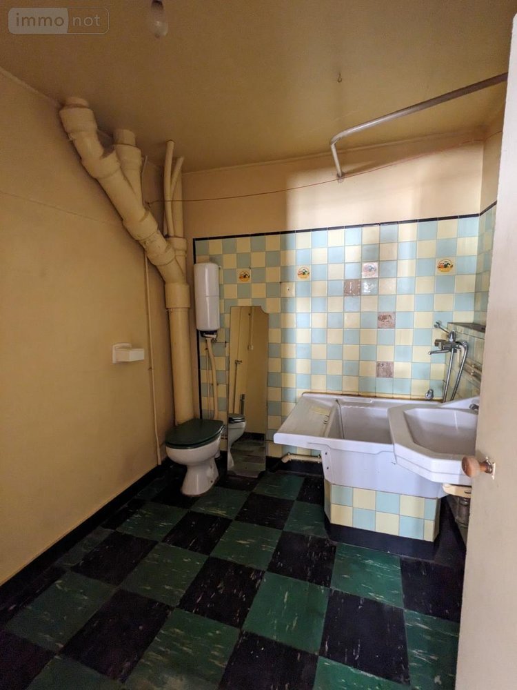 Immeuble a vendre Morlaix 29600 Finistère 249 m2  94600 euros