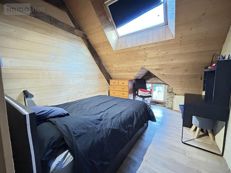 Maison a vendre Guer 56380 Morbihan 163 m2 8 pièces 230000 euros