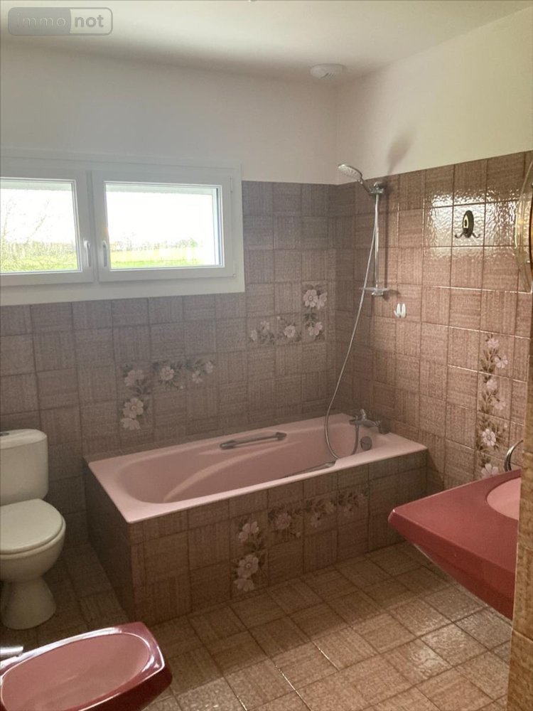 Location maison Rougemontiers 27350 Eure 99 m2 4 pièces 865 euros