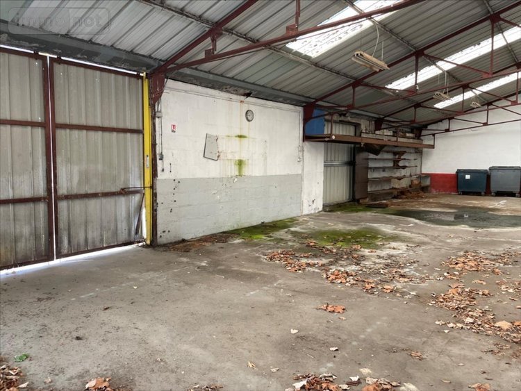 Garage et parking a vendre Port-Louis 56290 Morbihan 367 m2  317200 euros