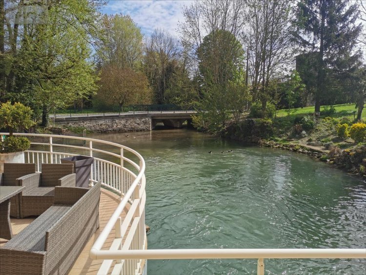 Maison a vendre Villeseneux 51130 Marne 398 m2 8 pièces 830000 euros