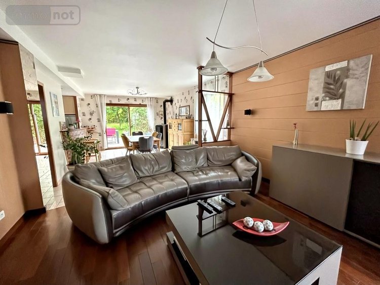 Maison a vendre Bourgbarré 35230 Ille-et-Vilaine 147 m2 13 pièces 426974 euros