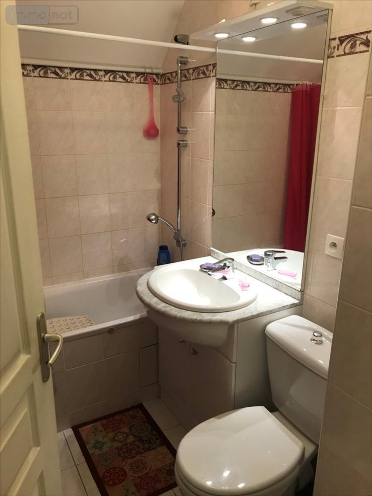 Appartement a vendre Barfleur 50760 Manche 65 m2 5 pièces 168400 euros