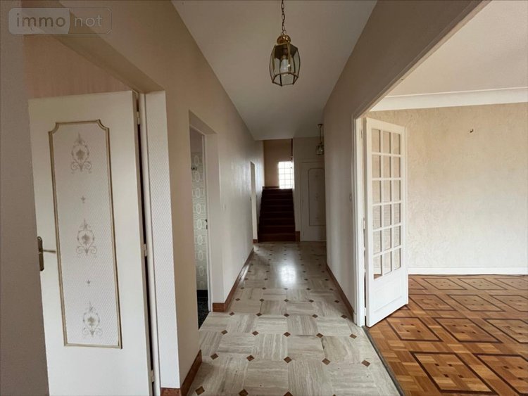Maison a vendre Saint-Sulpice-de-Pommeray 41000 Loir-et-Cher 229 m2 8 pièces 221000 euros