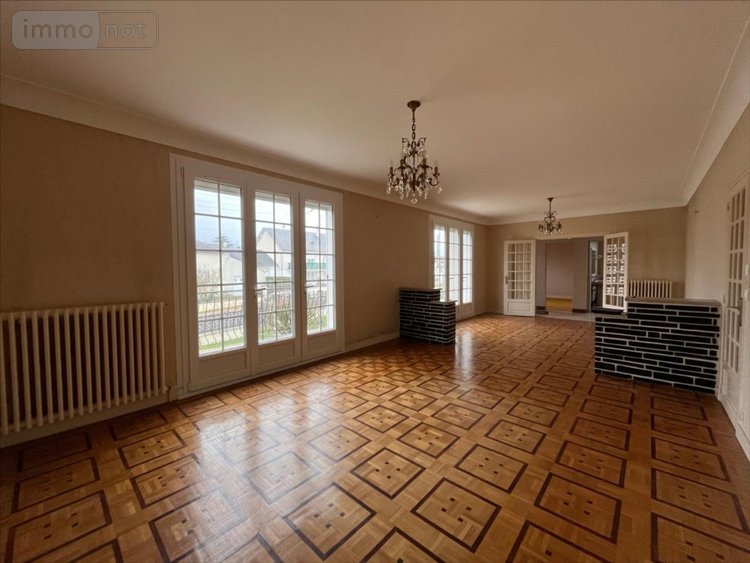 Maison a vendre Saint-Sulpice-de-Pommeray 41000 Loir-et-Cher 229 m2 8 pièces 221000 euros