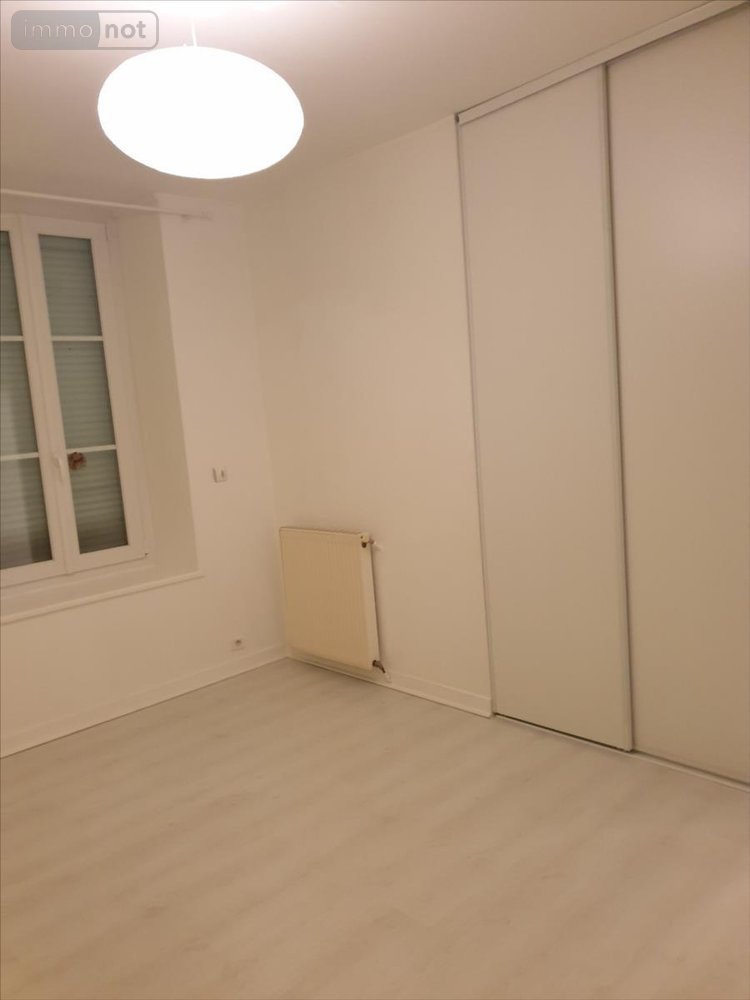 Appartement a vendre Carhaix-Plouguer 29270 Finistère 67 m2 3 pièces 126600 euros