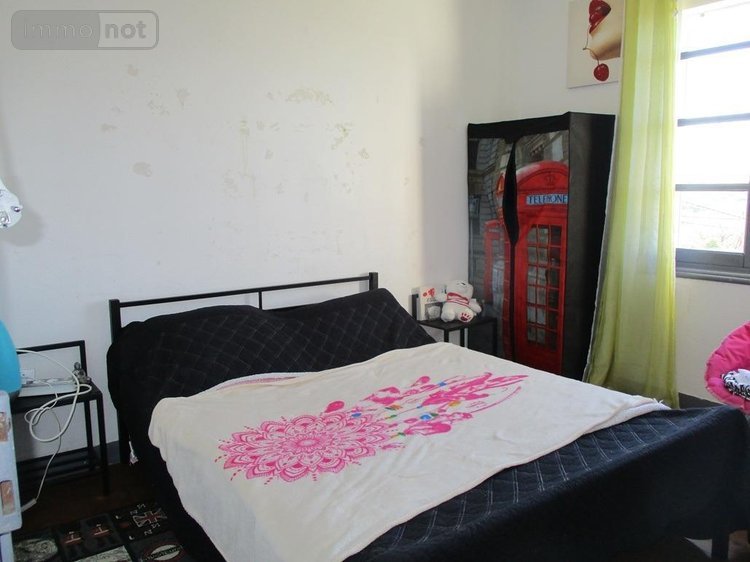 Maison a vendre Carhaix-Plouguer 29270 Finistère 78 m2 4 pièces 76320 euros