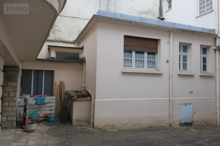 Immeuble a vendre Bourges 18000 Cher 244 m2  343200 euros