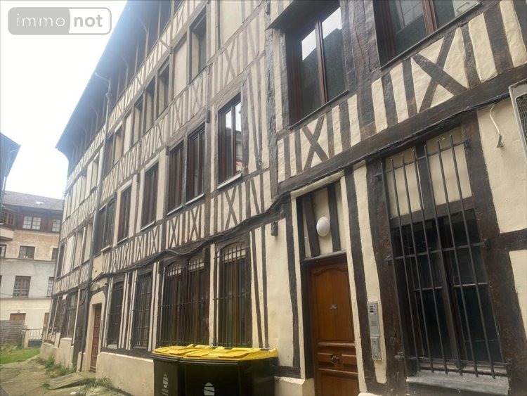 Immeuble a vendre Elbeuf 76500 Seine-Maritime 760 m2  262500 euros