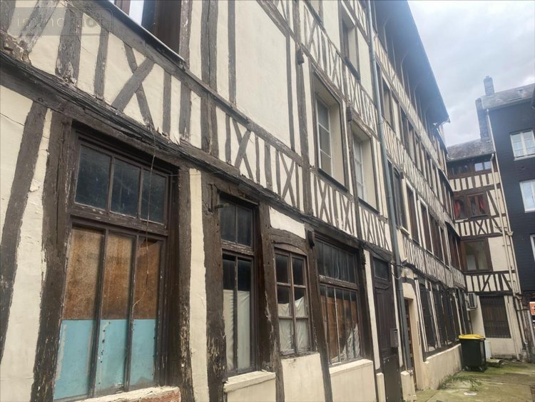 Immeuble a vendre Elbeuf 76500 Seine-Maritime 760 m2  262500 euros