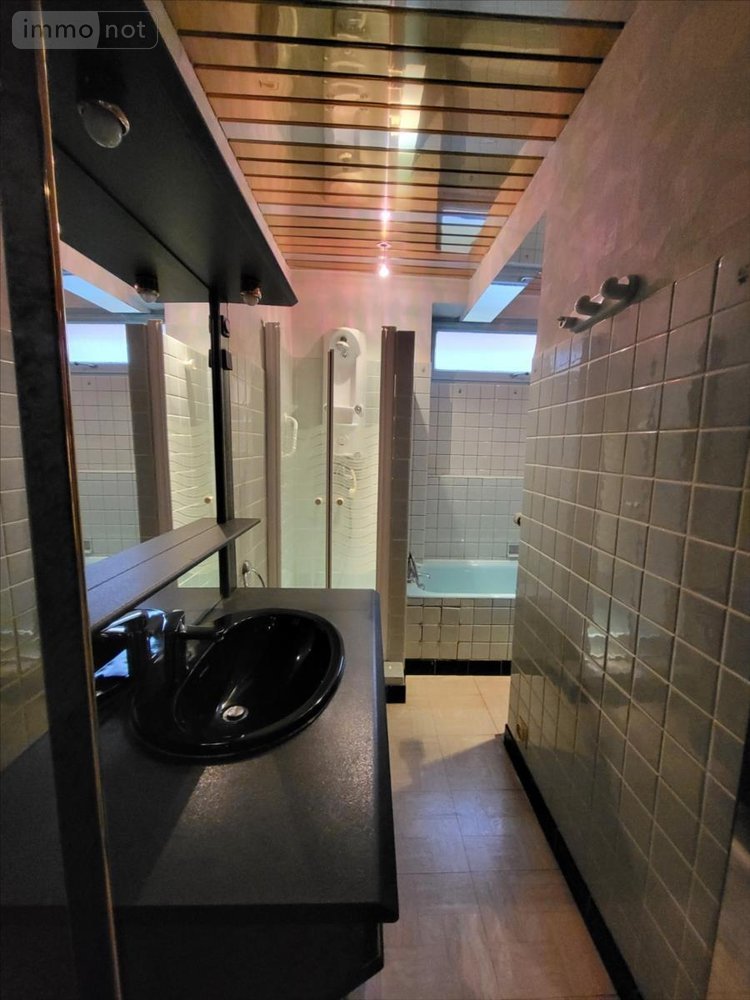 Immeuble a vendre Audincourt 25400 Doubs 381 m2  257000 euros