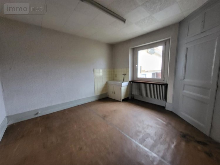 Immeuble a vendre Audincourt 25400 Doubs 381 m2  257000 euros